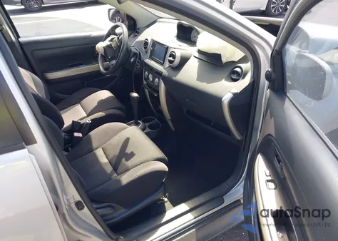 2004 Scion Xa from USA, damaged, VIN JTKKT624940074907